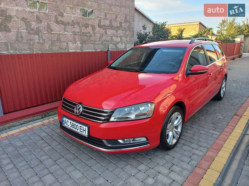 Универсал Volkswagen Passat 2012 в Луцке