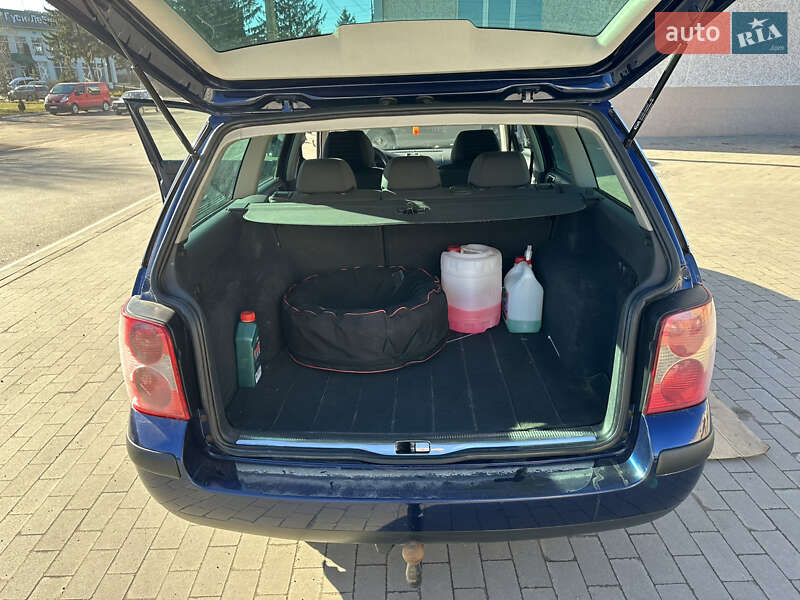 Універсал Volkswagen Passat 2004 в Калинівці