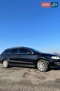Универсал Volkswagen Passat 2008 в Киеве
