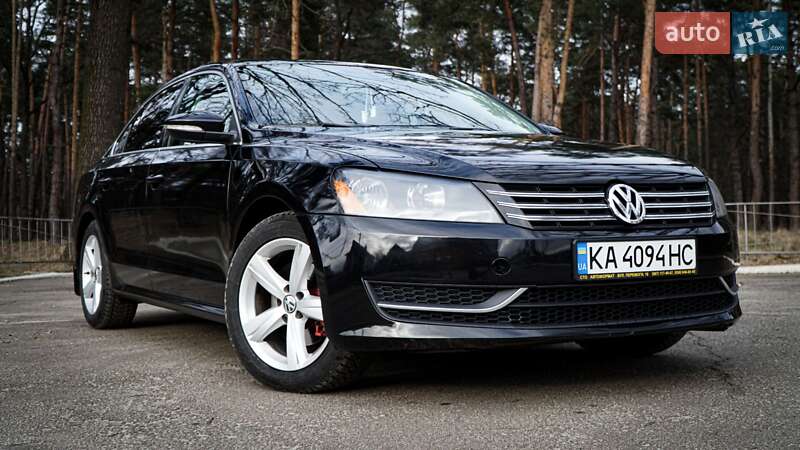 Седан Volkswagen Passat 2012 в Киеве