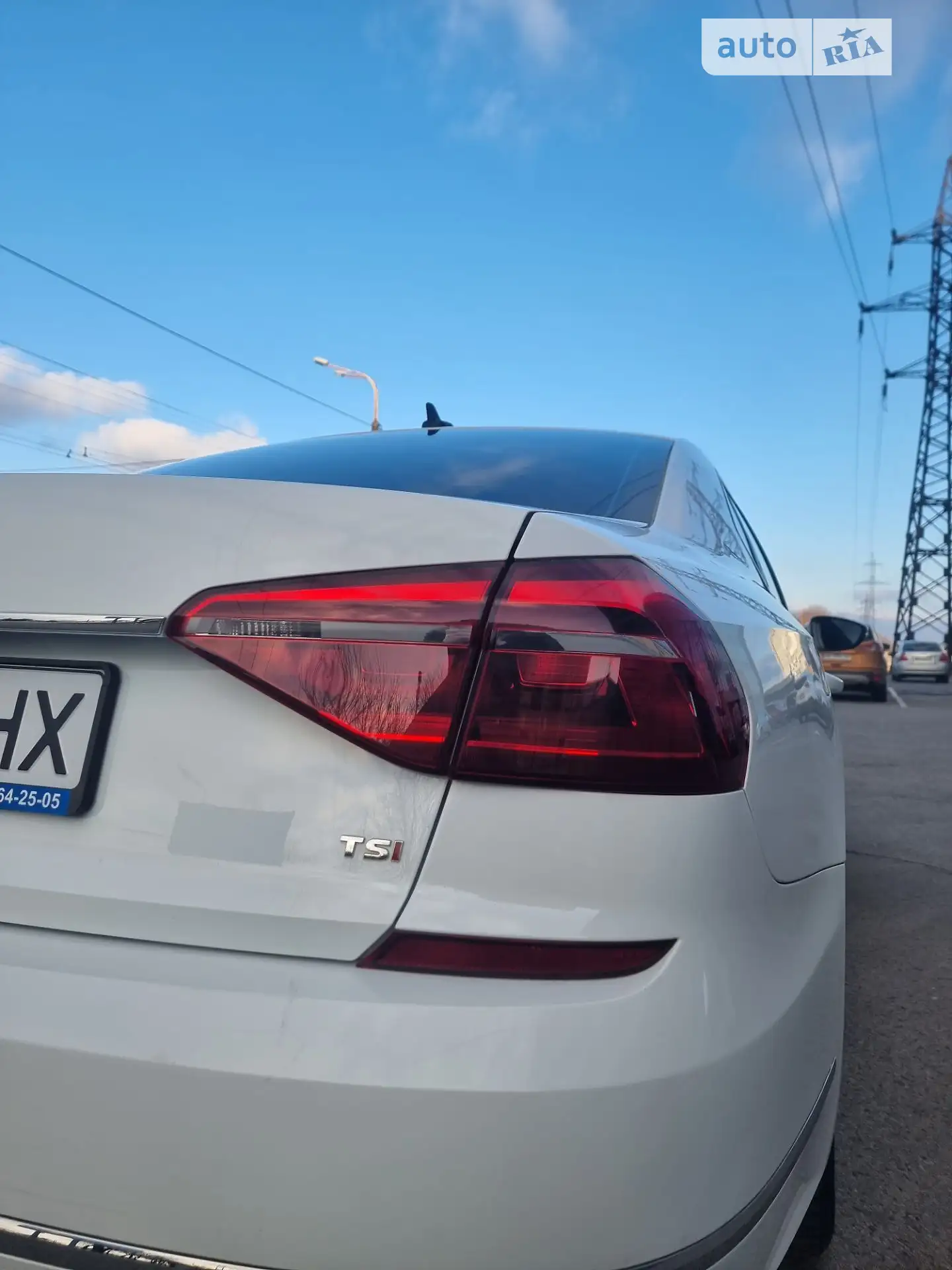 2017 Volkswagen Passat - мініатюра 8