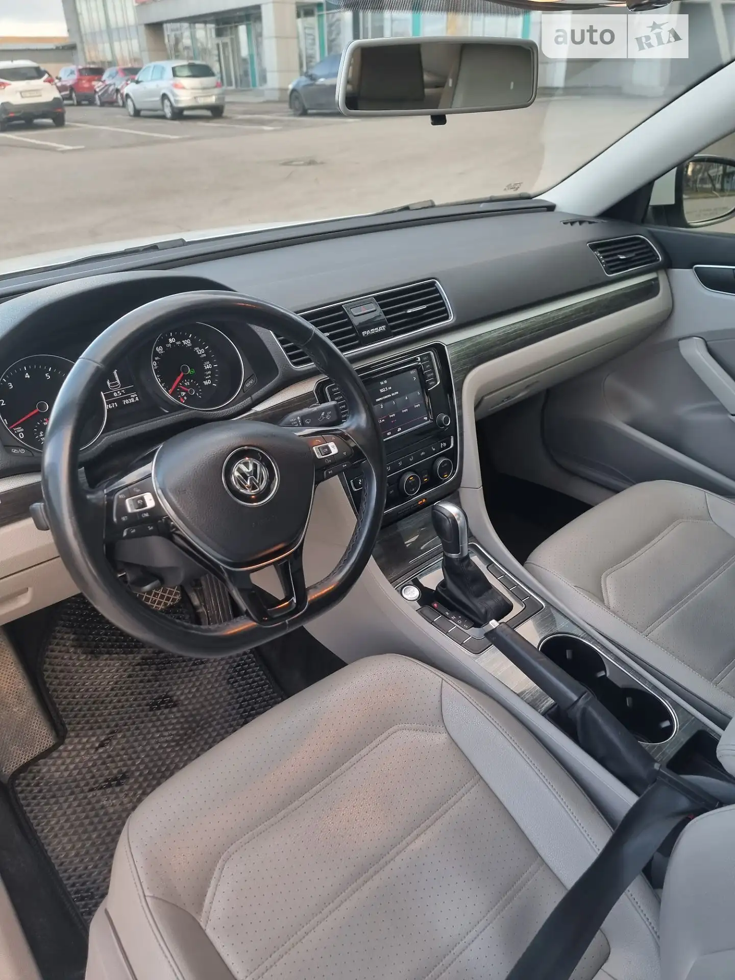 2017 Volkswagen Passat - мініатюра 17
