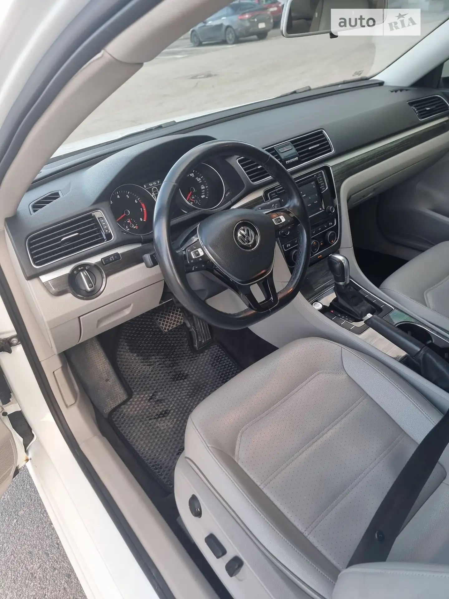 2017 Volkswagen Passat - мініатюра 29