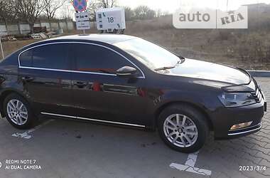 Седан Volkswagen Passat 2011 в 