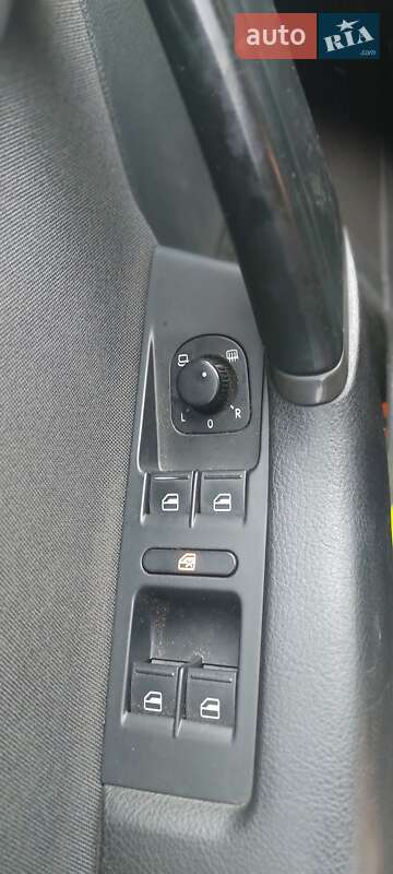 Универсал Volkswagen Passat 2011 в Харькове