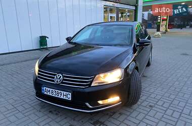 Седан Volkswagen Passat 2014 в Житомире