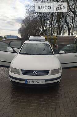 Седан Volkswagen Passat 1998 в Харькове