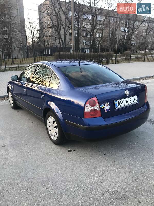 Седан Volkswagen Passat 2002 в Запоріжжі