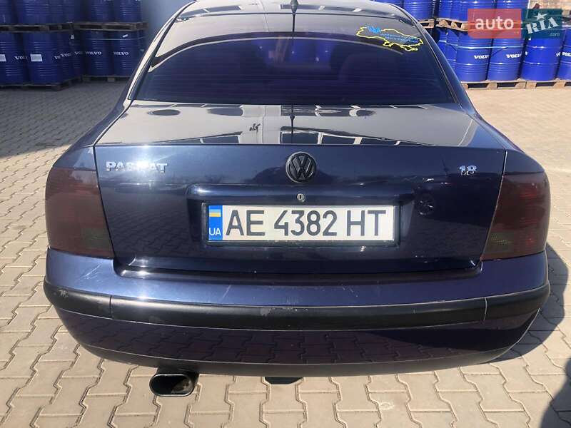 Седан Volkswagen Passat 1997 в Кривому Розі