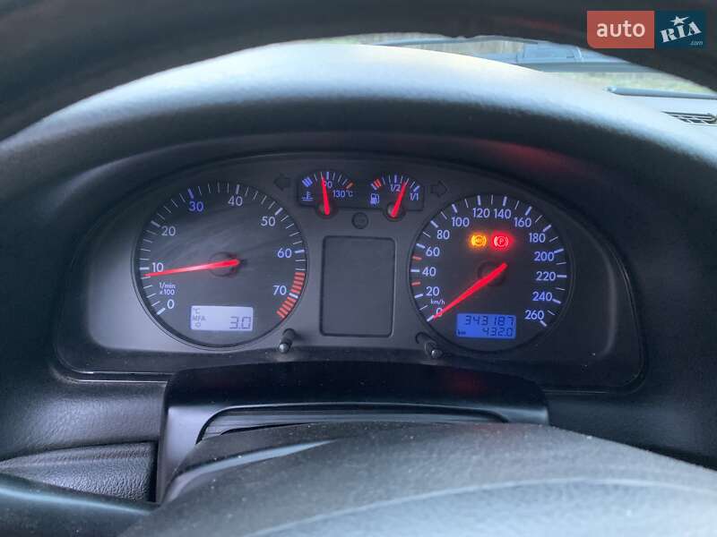 Универсал Volkswagen Passat 1997 в Львове