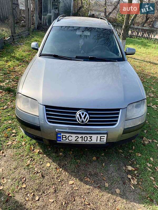 Универсал Volkswagen Passat 2001 в Харькове