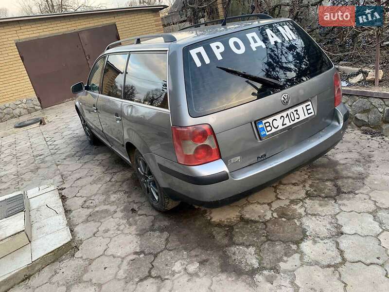 Универсал Volkswagen Passat 2001 в Харькове