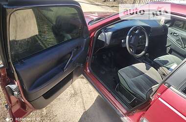 Универсал Volkswagen Passat 1990 в 