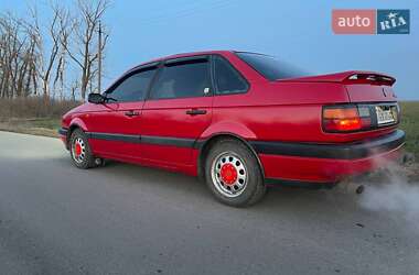 Седан Volkswagen Passat 1990 в Тернополе