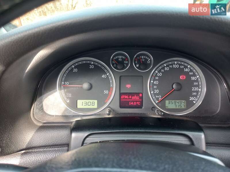 Универсал Volkswagen Passat 2001 в Каменец-Подольском