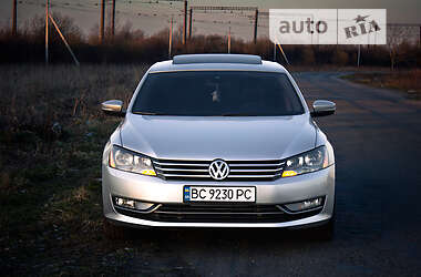 Седан Volkswagen Passat 2014 в Стрые