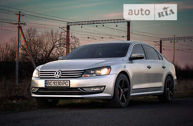 Седан Volkswagen Passat 2014 в Стрые