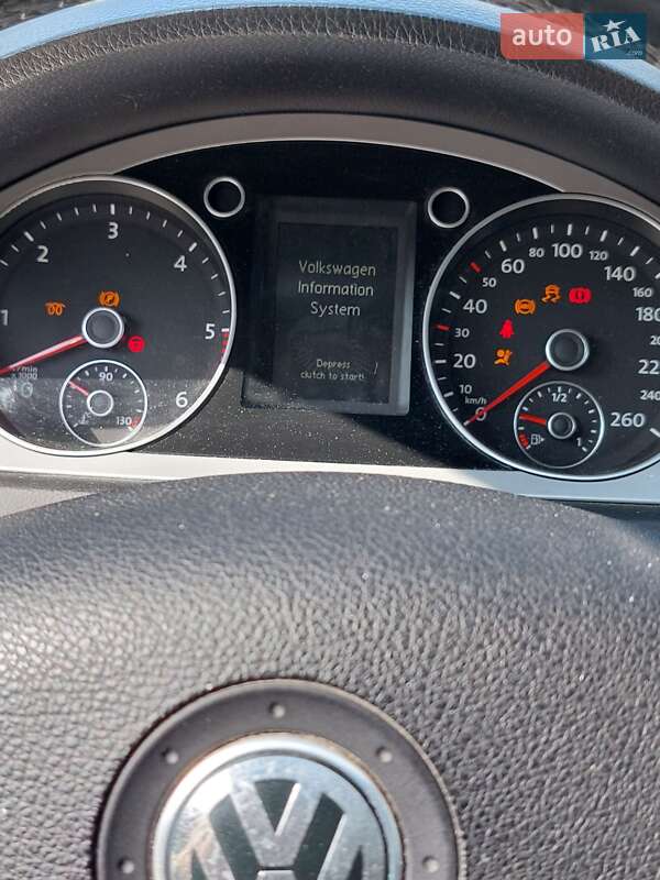 Универсал Volkswagen Passat 2009 в Сарнах