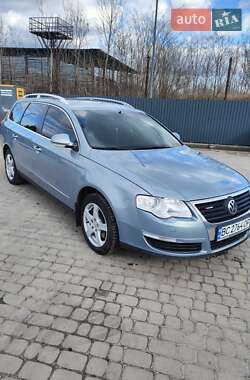 Универсал Volkswagen Passat 2010 в Червонограде