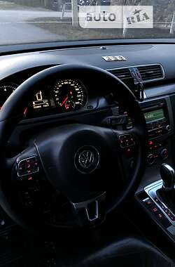 Универсал Volkswagen Passat 2012 в Виннице