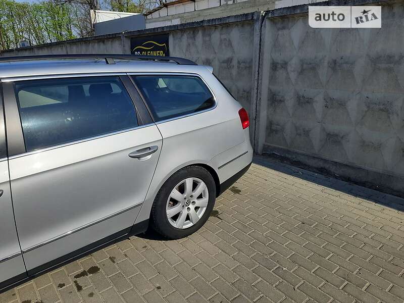 Универсал Volkswagen Passat 2006 в Стрые