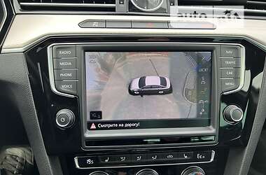 Седан Volkswagen Passat 2015 в 