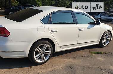 Седан Volkswagen Passat 2012 в Одессе