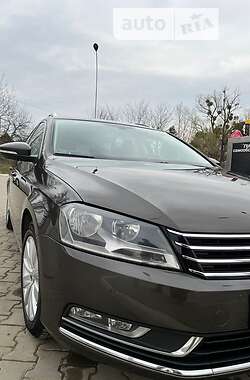 Універсал Volkswagen Passat 2013 в 