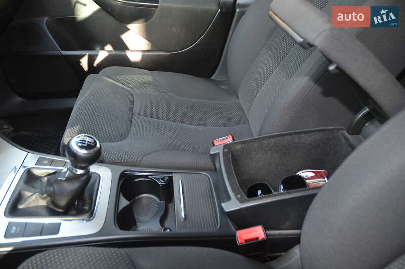 Седан Volkswagen Passat 2006 в Коломые