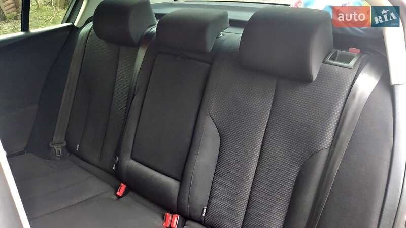 Седан Volkswagen Passat 2010 в Кагарлыке фото 18 Седан Volkswagen Passat 2010 в Кагарлыке