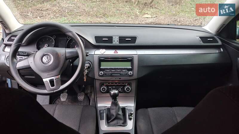 Седан Volkswagen Passat 2010 в Кагарлыке фото 15 Седан Volkswagen Passat 2010 в Кагарлыке