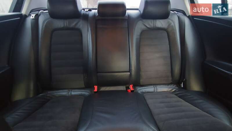 Седан Volkswagen Passat 2008 в Чорткові