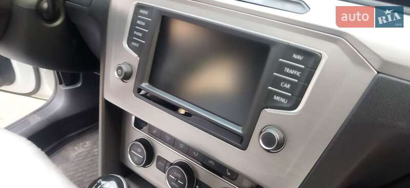 Універсал Volkswagen Passat 2016 в Корсунь-Шевченківському