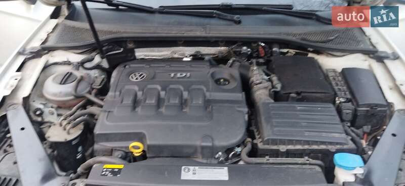 Універсал Volkswagen Passat 2016 в Корсунь-Шевченківському