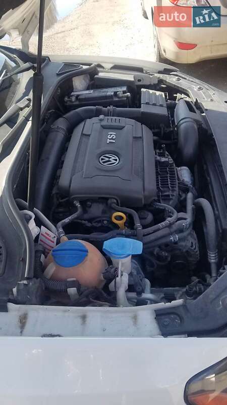 Седан Volkswagen Passat 2015 в Киеве