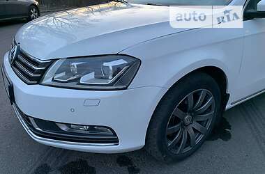 Универсал Volkswagen Passat 2012 в Одессе