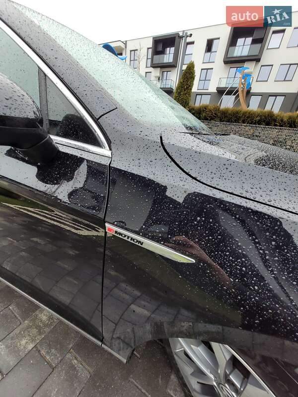 Универсал Volkswagen Passat 2015 в Ужгороде