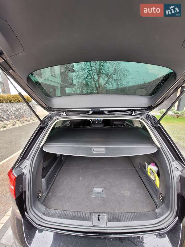 Универсал Volkswagen Passat 2015 в Ужгороде