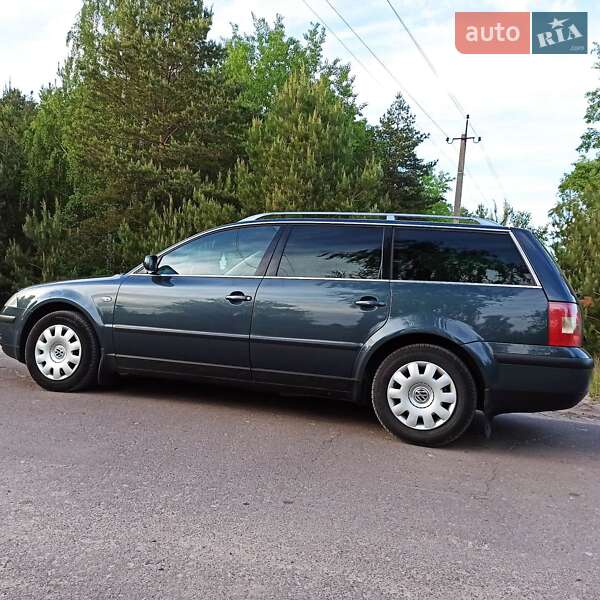 Універсал Volkswagen Passat 2002 в Луцьку