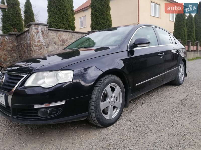 Седан Volkswagen Passat 2008 в Ужгороді