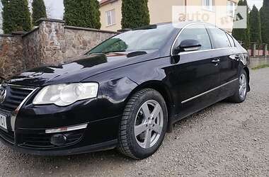 Седан Volkswagen Passat 2008 в Ужгороді