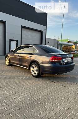 Седан Volkswagen Passat 2012 в Бершаді