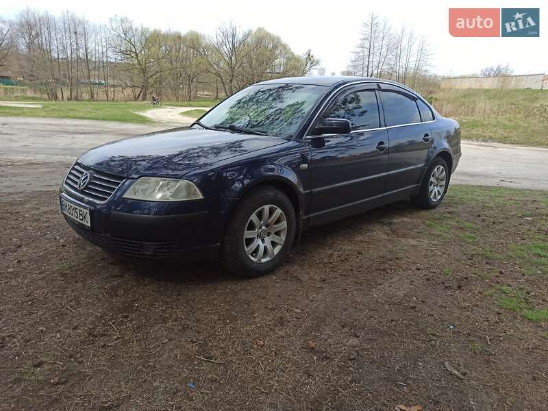 Седан Volkswagen Passat 2001 в Сумах