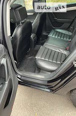 Универсал Volkswagen Passat 2013 в 