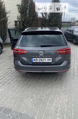 Універсал Volkswagen Passat 2015 в Вінниці