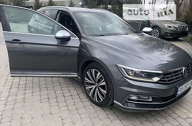 Універсал Volkswagen Passat 2015 в Вінниці