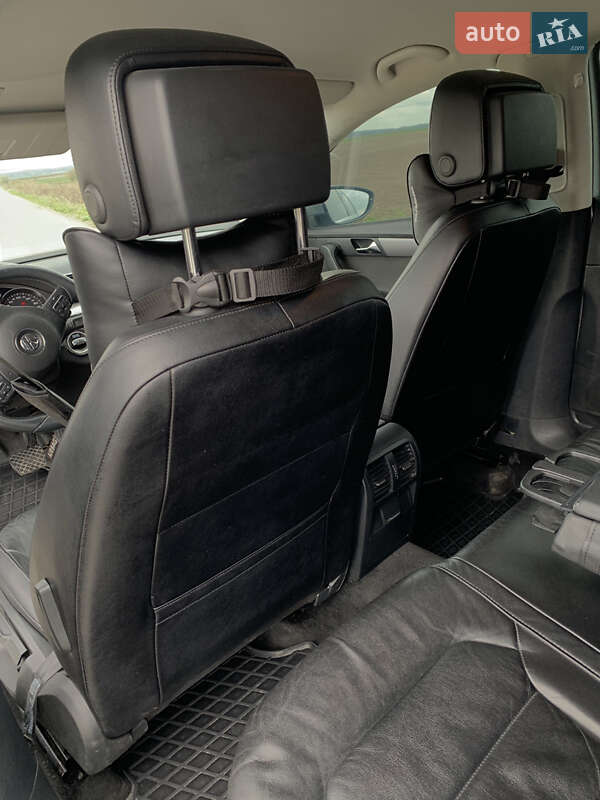 Универсал Volkswagen Passat 2011 в Хмельницком