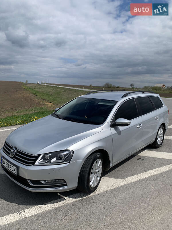 Универсал Volkswagen Passat 2011 в Хмельницком