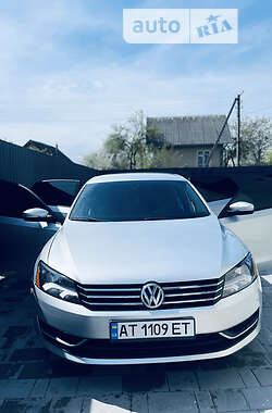 Седан Volkswagen Passat 2013 в Івано-Франківську