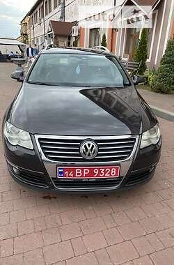 Универсал Volkswagen Passat 2009 в Стрые